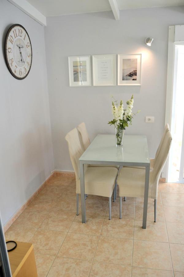 Ferienwohnung Atico En El Corazon De Santa Cruz/ Cozy Penthouse Exterior foto